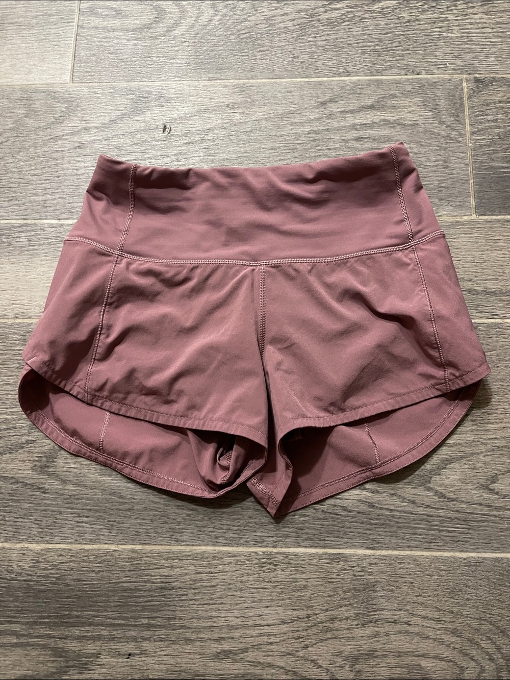 Lululemon Speed Up Short High-Rise 2.5” - Picture 9 of 9
